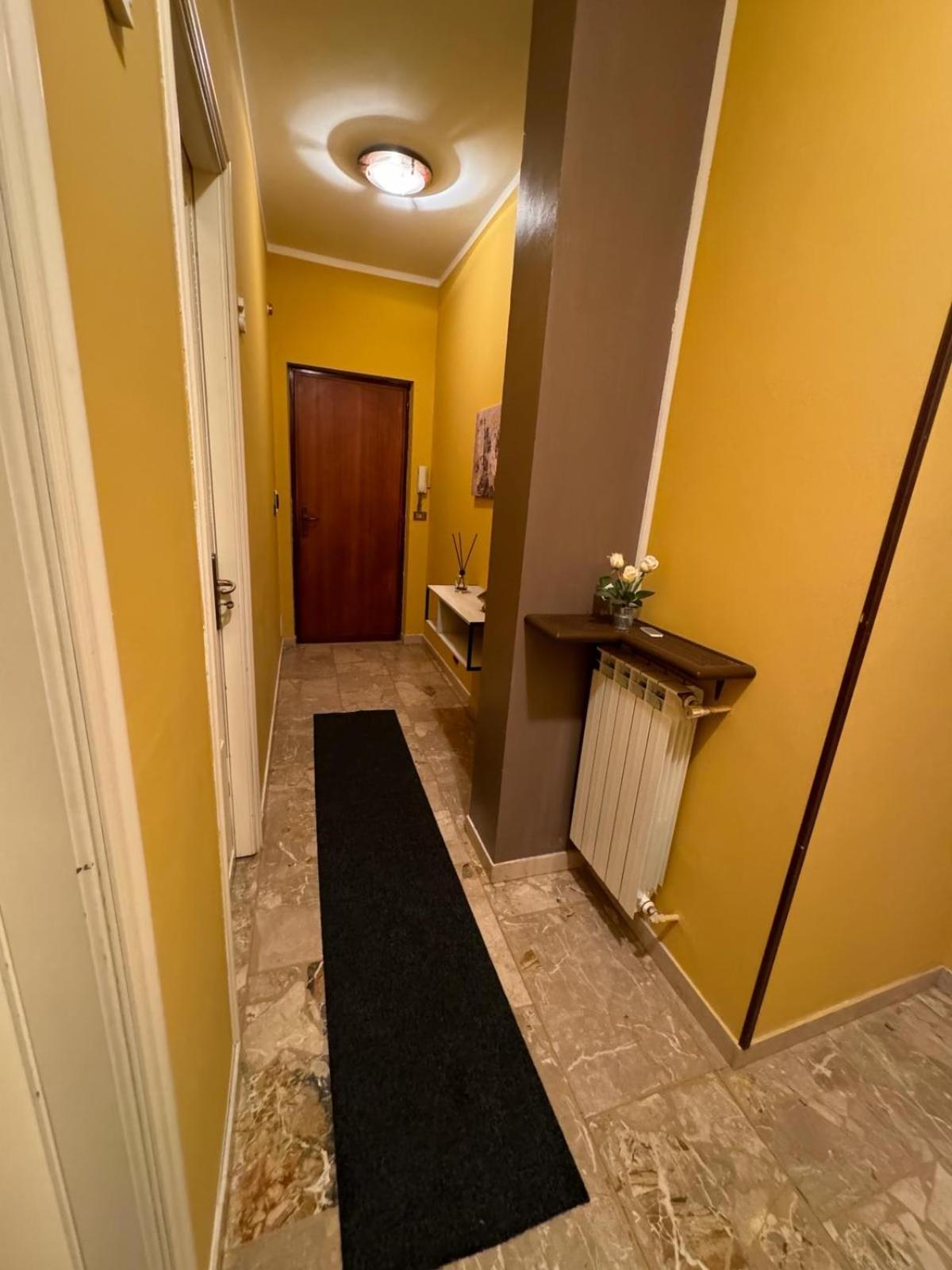 King'S House Apartment Roletto Exterior photo